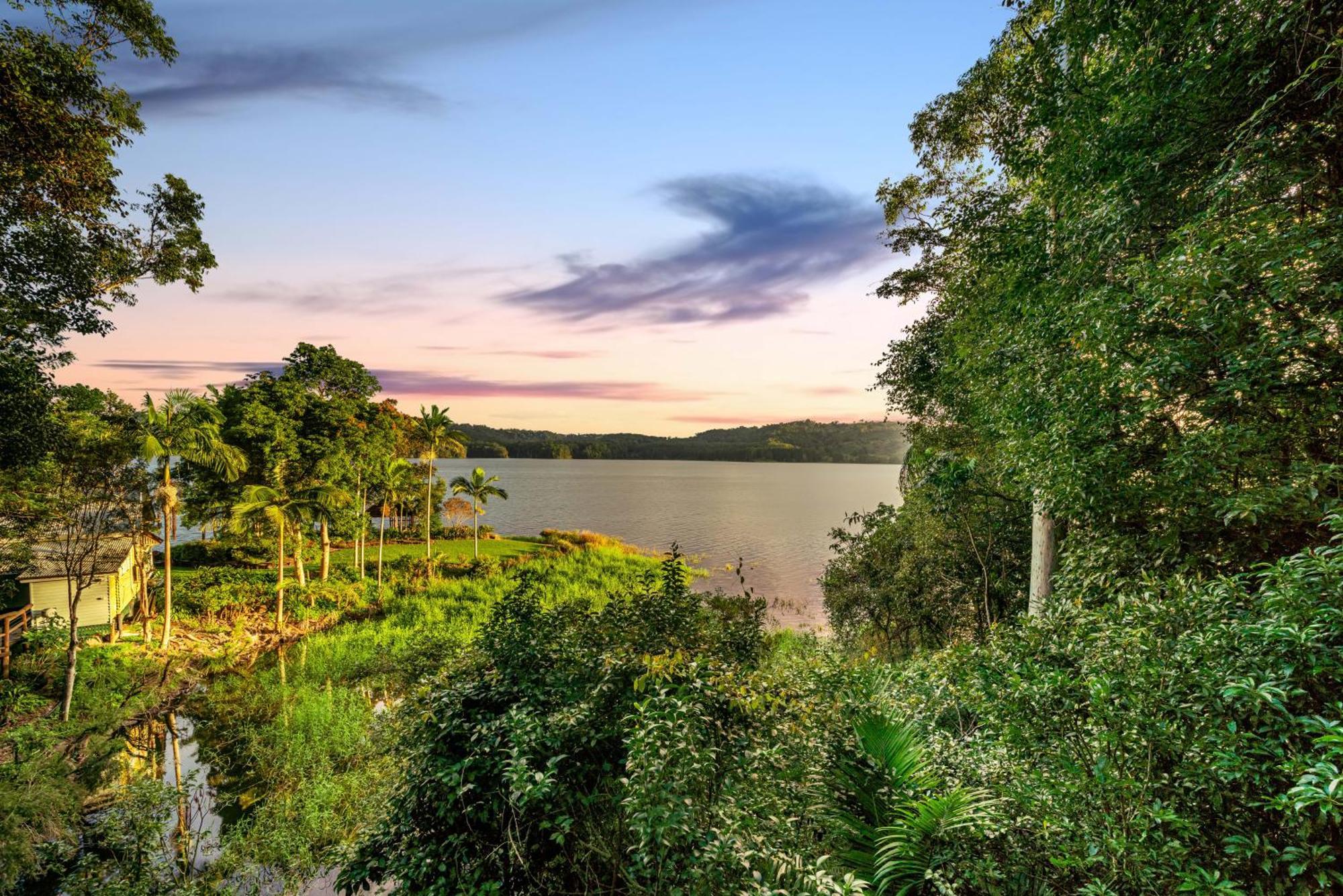Secrets On The Lake Montville Esterno foto
