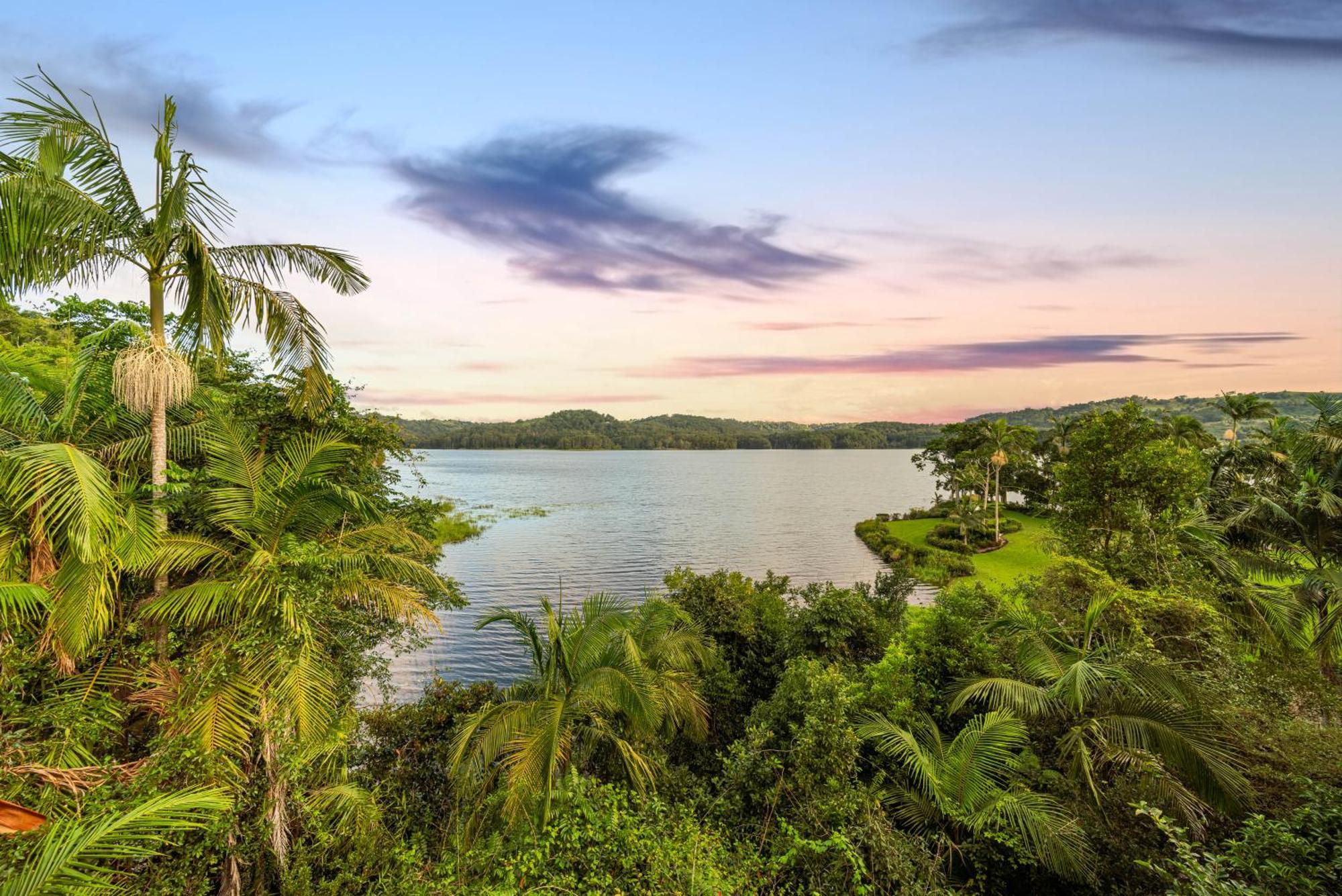 Secrets On The Lake Montville Esterno foto